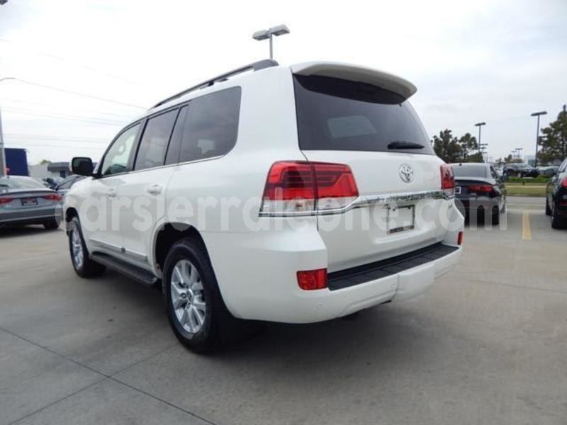 Big with watermark toyota land cruiser western urban freetown 7726