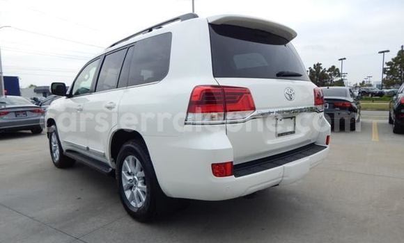Buy Used Toyota Land Cruiser White Car in Freetown in Western Urban Buy Used Toyota Land Cruiser White Car in Freetown in Western Urban