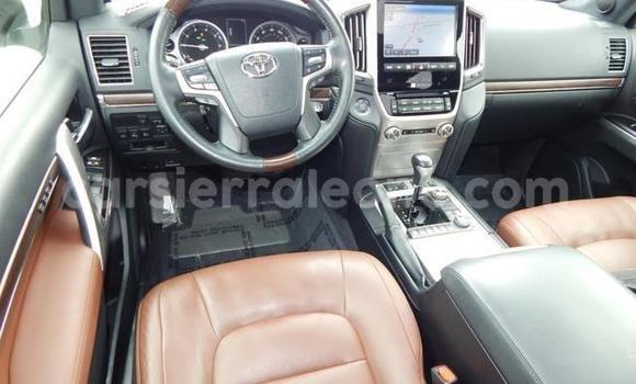 Buy Used Toyota Land Cruiser White Car in Freetown in Western Urban Buy Used Toyota Land Cruiser White Car in Freetown in Western Urban