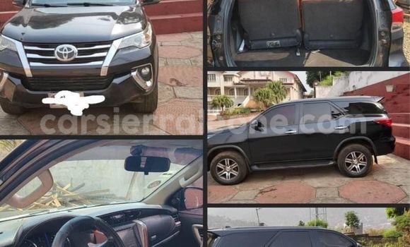 Acheter Occasion Voiture Toyota Fortuner Noir à Freetown, Western Urban Acheter Occasion Voiture Toyota Fortuner Noir à Freetown, Western Urban