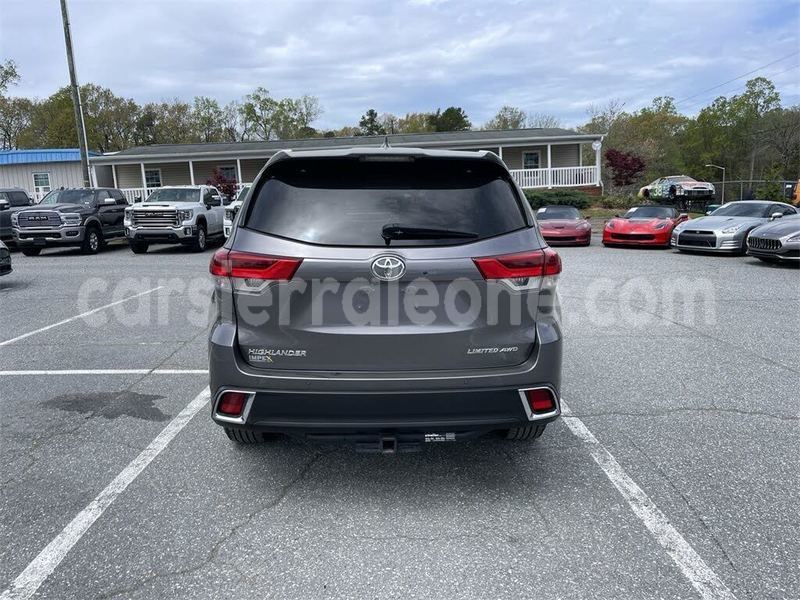 Big with watermark toyota highlander bo bo 7744