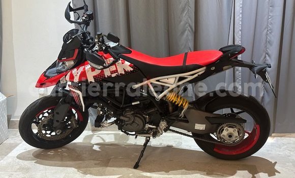 Buy Used Ducati Hypermotard Red Bike in Freetown in Western Urban