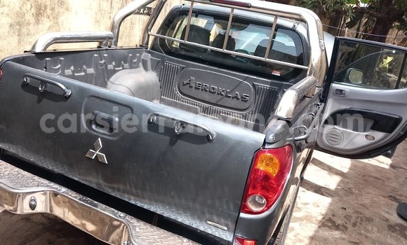 Buy Used Mitsubishi L200 Black Car in Freetown in Western Urban Buy Used Mitsubishi L200 Black Car in Freetown in Western Urban