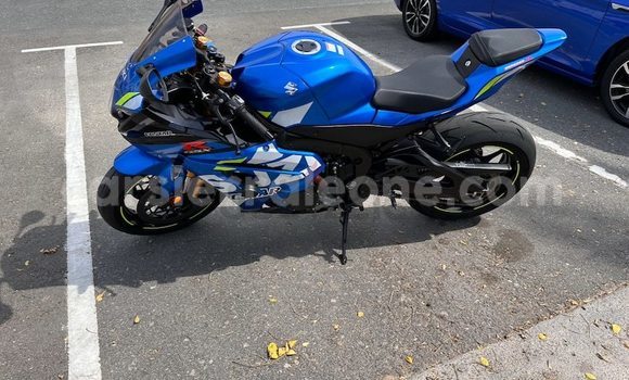 Buy Used Suzuki GSX–R Blue Bike in Freetown in Western Urban Buy Used Suzuki GSX–R Blue Bike in Freetown in Western Urban