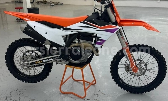 Buy Used KTM 250 Beige Bike in Freetown in Western Urban