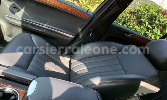 Buy Used Mercedes‒Benz ML–Class Silver Car in Freetown in Western Urban Buy Used Mercedes‒Benz ML–Class Silver Car in Freetown in Western Urban