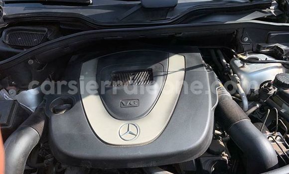 Buy Used Mercedes‒Benz ML–Class Silver Car in Freetown in Western Urban Buy Used Mercedes‒Benz ML–Class Silver Car in Freetown in Western Urban