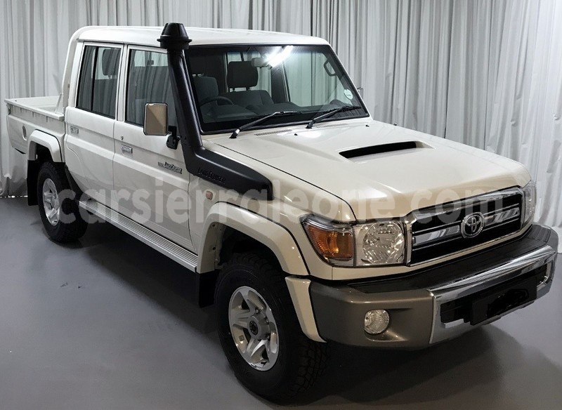 Big with watermark toyota land cruiser bo baiima 7853