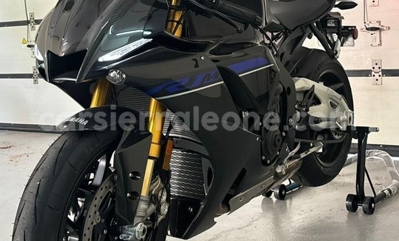 Buy Used Yamaha YZF Black Bike in Freetown in Western Urban