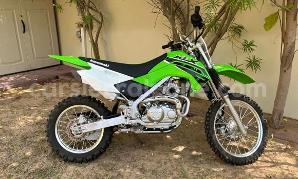 Acheter Occasion Moto Kawasaki KLX Vert à Freetown, Western Urban
