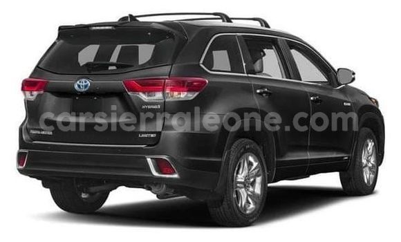 Buy New Toyota Highlander Black Car in Freetown in Western Urban Buy New Toyota Highlander Black Car in Freetown in Western Urban