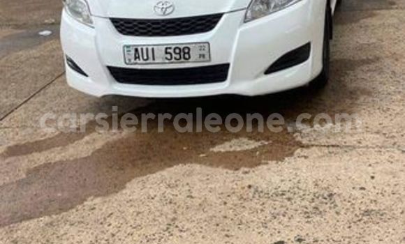 Buy Used Toyota Matrix White Car in Freetown in Western Urban Buy Used Toyota Matrix White Car in Freetown in Western Urban