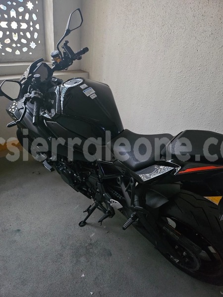 Big with watermark kawasaki z western urban freetown 7936