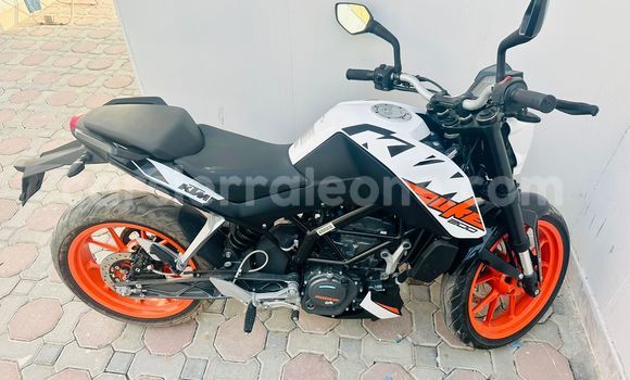 Buy Used KTM Duke Beige Bike in Freetown in Western Urban
