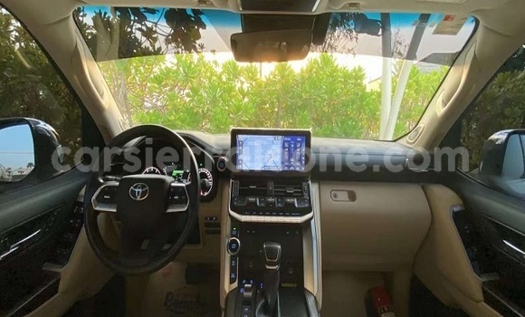 Buy Used Toyota Land Cruiser Green Car in Binkolo in Bombali Buy Used Toyota Land Cruiser Green Car in Binkolo in Bombali
