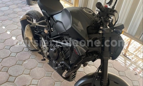 Buy Used Honda CBR Black Bike in Freetown in Western Urban