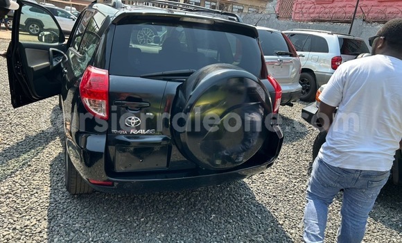 Buy Import Toyota RAV4 Black Car in Freetown in Western Urban Buy Import Toyota RAV4 Black Car in Freetown in Western Urban
