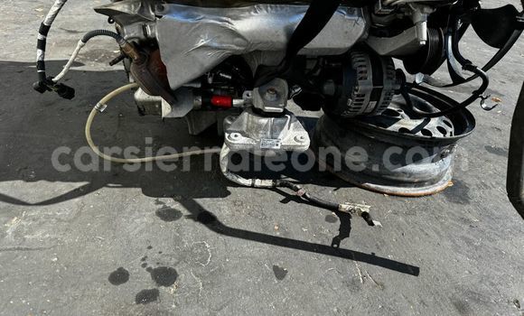 Buy RANGE ROVER SPORT in Freetown in Western Urban Buy RANGE ROVER SPORT in Freetown in Western Urban