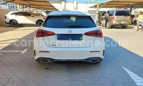 Buy Used Mercedes-Benz A200 White Car in Freetown in Western Urban Buy Used Mercedes-Benz A200 White Car in Freetown in Western Urban