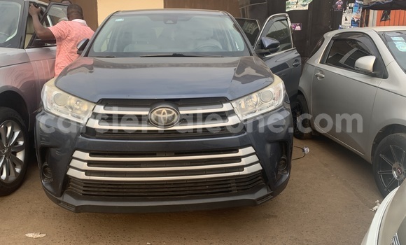 Buy Import Toyota Highlander Other Car in Freetown in Western Urban