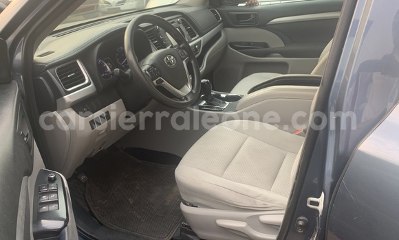 Buy Import Toyota Highlander Other Car in Freetown in Western Urban Buy Import Toyota Highlander Other Car in Freetown in Western Urban