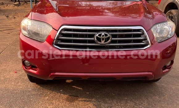 Buy Import Toyota Highlander Red Car in Freetown in Western Urban Buy Import Toyota Highlander Red Car in Freetown in Western Urban