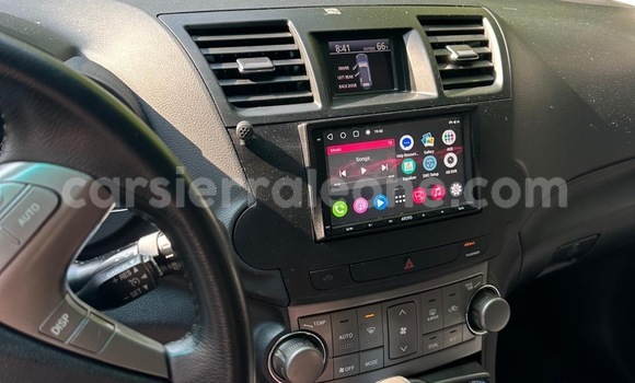 Buy Import Toyota Highlander Red Car in Freetown in Western Urban Buy Import Toyota Highlander Red Car in Freetown in Western Urban