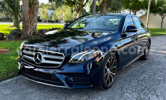 Buy Used Mercedes-Benz E-Classe Blue Car in Freetown in Western Urban Buy Used Mercedes-Benz E-Classe Blue Car in Freetown in Western Urban