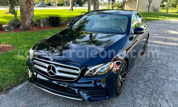 Buy Used Mercedes-Benz E-Classe Blue Car in Freetown in Western Urban Buy Used Mercedes-Benz E-Classe Blue Car in Freetown in Western Urban