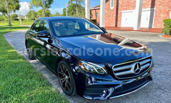 Buy Used Mercedes-Benz E-Classe Blue Car in Freetown in Western Urban Buy Used Mercedes-Benz E-Classe Blue Car in Freetown in Western Urban
