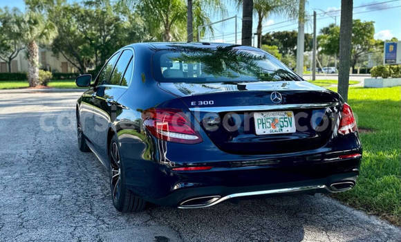 Buy Used Mercedes-Benz E-Classe Blue Car in Freetown in Western Urban Buy Used Mercedes-Benz E-Classe Blue Car in Freetown in Western Urban
