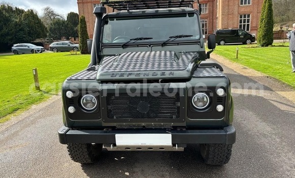Buy Used Land Rover Defender Green Car in Freetown in Western Urban Buy Used Land Rover Defender Green Car in Freetown in Western Urban