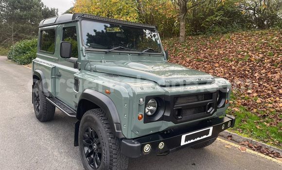 Buy Used Land Rover Defender Green Car in Freetown in Western Urban Buy Used Land Rover Defender Green Car in Freetown in Western Urban