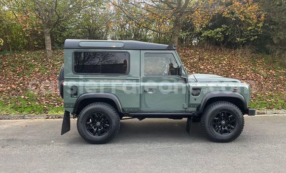 Buy Used Land Rover Defender Green Car in Freetown in Western Urban Buy Used Land Rover Defender Green Car in Freetown in Western Urban