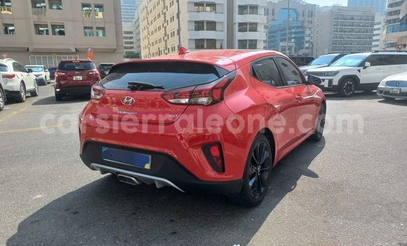 Buy Used Hyundai Veloster Red Car in Koidu Town in Kono Buy Used Hyundai Veloster Red Car in Koidu Town in Kono