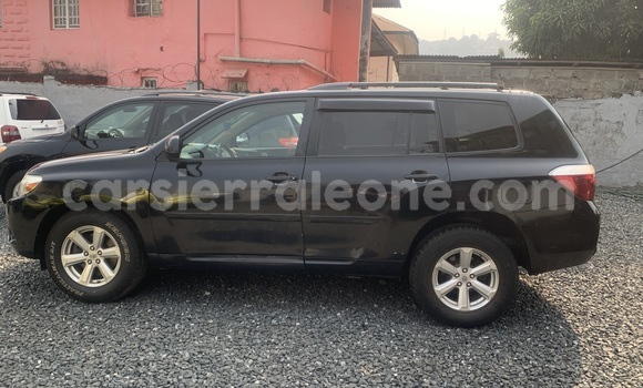 Buy Import Toyota Highlander Black Car in Freetown in Western Urban Buy Import Toyota Highlander Black Car in Freetown in Western Urban