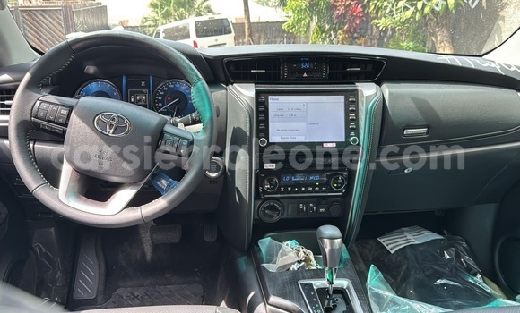 Buy New Toyota Fortuner Black Car in Freetown in Western Urban Buy New Toyota Fortuner Black Car in Freetown in Western Urban
