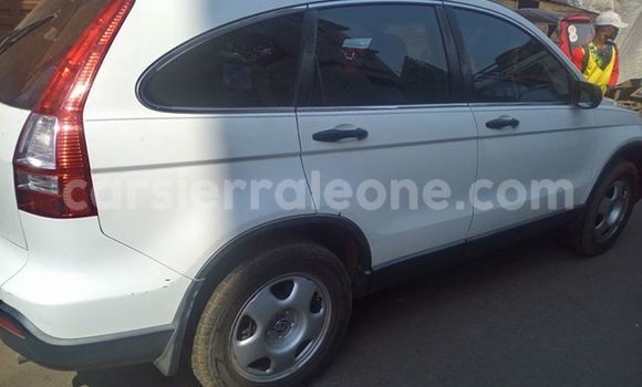 Buy Used Honda CR–V White Car in Freetown in Western Urban Buy Used Honda CR–V White Car in Freetown in Western Urban