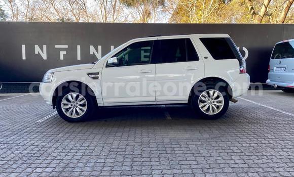 Buy Used Land Rover Freelander White Car in Freetown in Western Urban Buy Used Land Rover Freelander White Car in Freetown in Western Urban