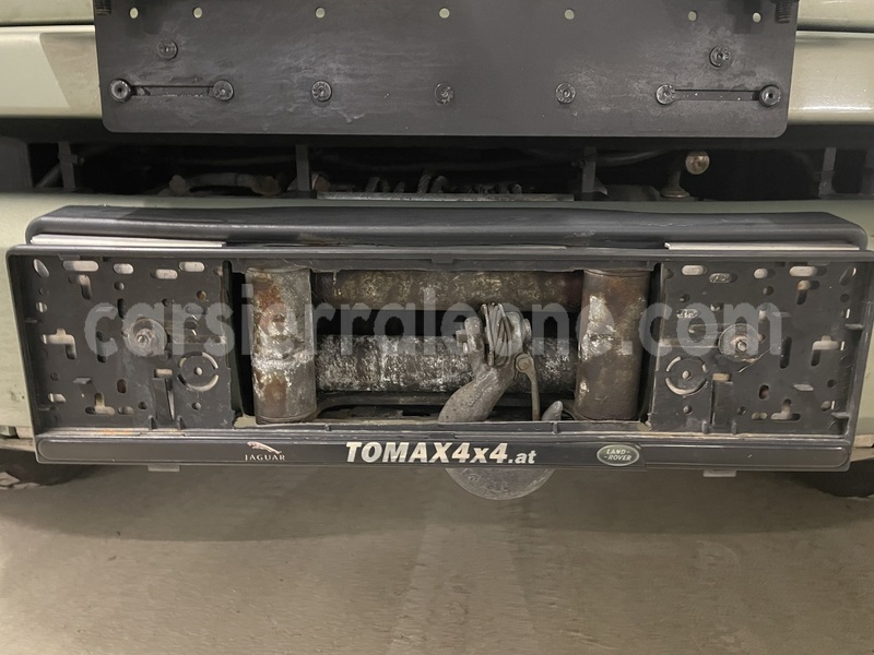 Big with watermark land rover discovery western urban freetown 8257