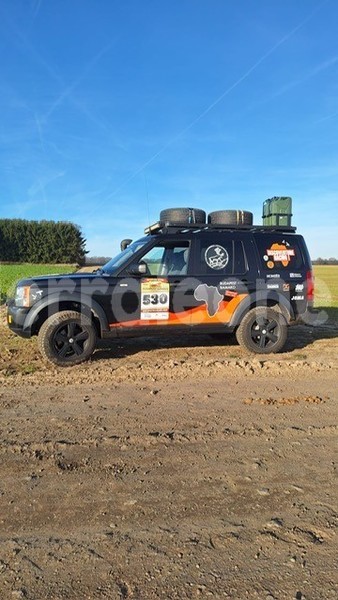 Big with watermark land rover discovery western urban freetown 8259