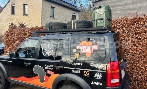 Buy Used Land Rover Discovery Black Car in Freetown in Western Urban Buy Used Land Rover Discovery Black Car in Freetown in Western Urban