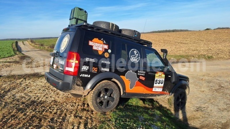 Big with watermark land rover discovery western urban freetown 8259