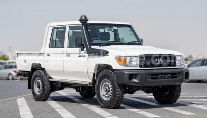 Big with watermark toyota land cruiser western urban freetown 8263