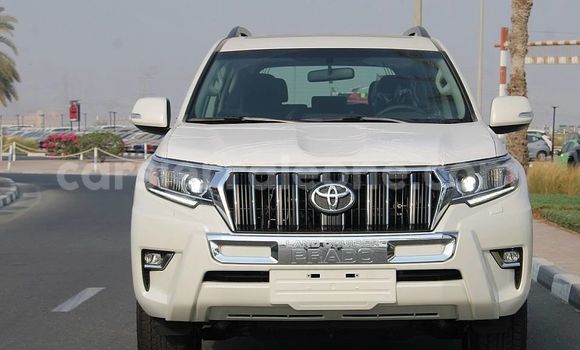 Buy Used Toyota Land Cruiser Prado White Car in Freetown in Western Urban