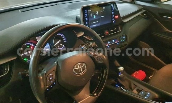Buy Used Toyota C-HR White Car in Freetown in Western Urban Buy Used Toyota C-HR White Car in Freetown in Western Urban