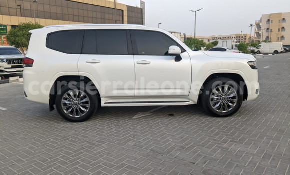 Buy Used Toyota Land Cruiser White Car in Freetown in Western Urban Buy Used Toyota Land Cruiser White Car in Freetown in Western Urban