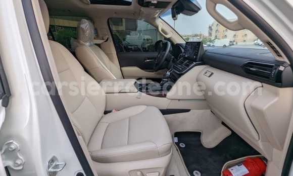 Buy Used Toyota Land Cruiser White Car in Freetown in Western Urban Buy Used Toyota Land Cruiser White Car in Freetown in Western Urban
