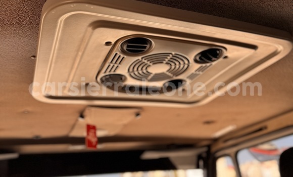 Buy Used Mercedes‒Benz Truck Red Truck in Freetown in Western Urban Buy Used Mercedes‒Benz Truck Red Truck in Freetown in Western Urban