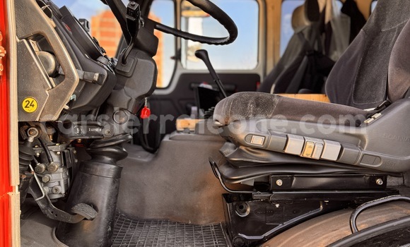 Buy Used Mercedes‒Benz Truck Red Truck in Freetown in Western Urban Buy Used Mercedes‒Benz Truck Red Truck in Freetown in Western Urban